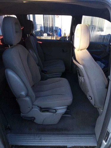 Imagen 8 de 15 de Chrysler Caravan 2.4 Se 2.4 2007