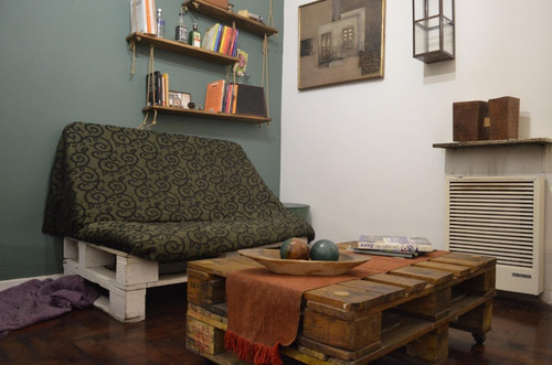 Imagen 2 de 7 de Casa Al Frente Con Muy Buena Ubicación