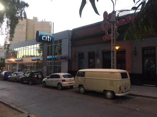 Imagen 3 de 30 de Alquilo Salón Comercial 1000 M2 Con Depto - Centro Neuquén