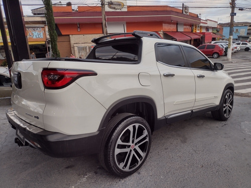 Imagem 7 de 12 de Fiat Toro 2018 1.8 16v Freedom Flex 4x2 Aut. 4p