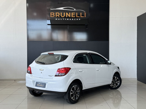 Chevrolet Onix ONIX HATCH LTZ 1.4 8V FlexPower 5p Mec.