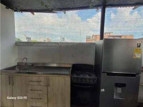 Apartaestudio Amoblado En Arriendo-cerca De La 70