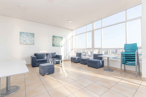 Imagen 14 de 21 de Edificio Pablo Urzúa- Vista Poniente Piso 2
