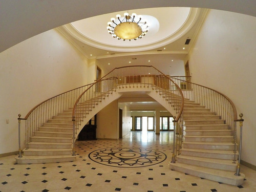 Casas De Lujo En Colinas De San Javier Guadalajara