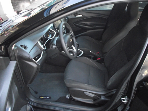Chevrolet Onix plus 1.0 Lt 4p 6 marchas