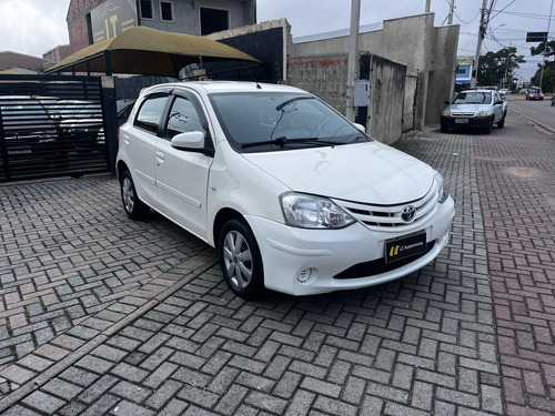Toyota Etios Toyota Etios XS 1.5 (Flex)