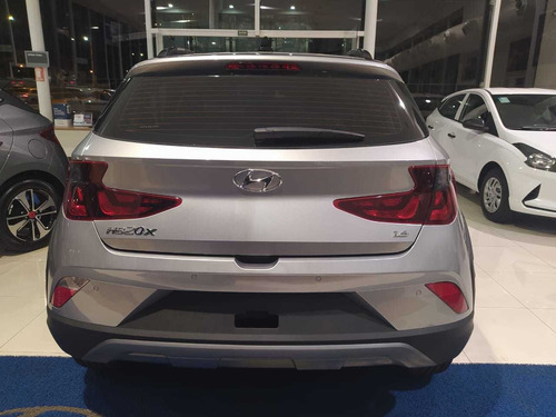 Imagem 5 de 14 de Hyundai Hb20x Diamond 1.6 (aut) (flex)