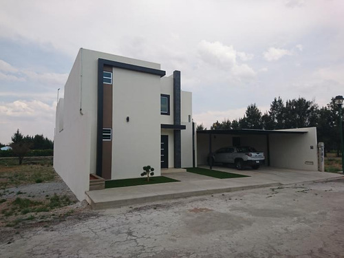 Imagen 2 de 11 de Casa Sola En Venta Jardines Del Country