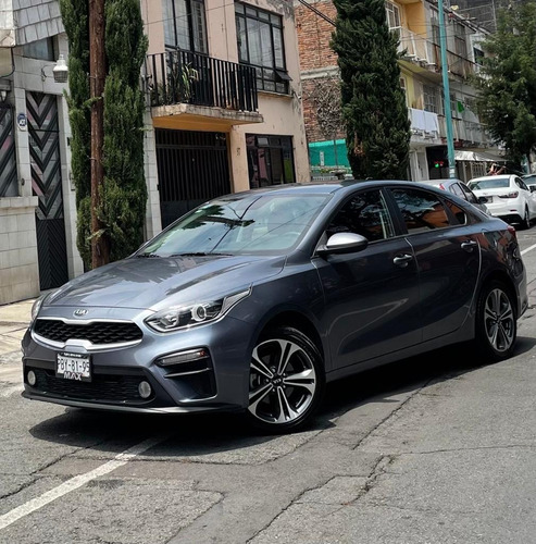 Imagen 6 de 15 de Kia Forte