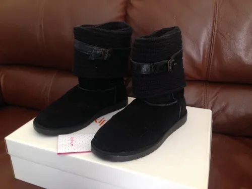 Bota hotsell kipling preta