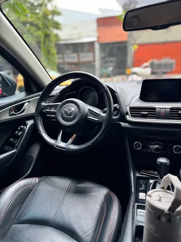 Mazda 3 2.0 Touring At