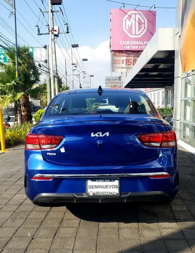Kia Rio 1.6 Sedan LX Mt