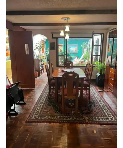 Casa En Venta En La Floresta. Cod V6473