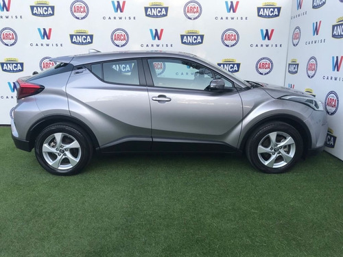 Imagen 8 de 11 de Toyota Ch-r 2018