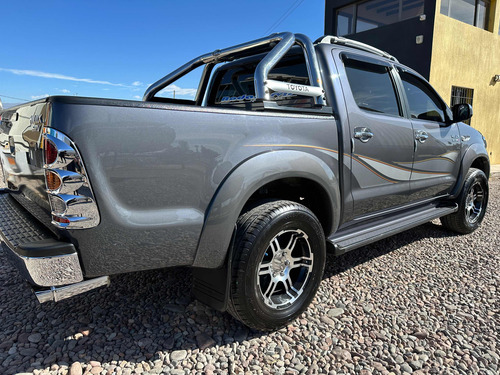 Toyota Hilux 3.0 Cd Srv I 171cv 4x2