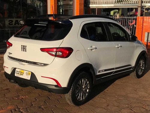 Imagem 5 de 15 de Fiat Argo Trekking 2021