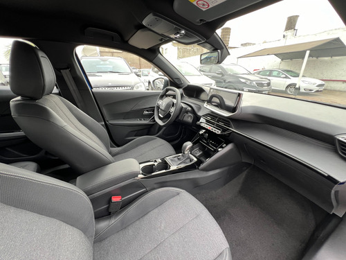 Peugeot 2008 1.0T Allure