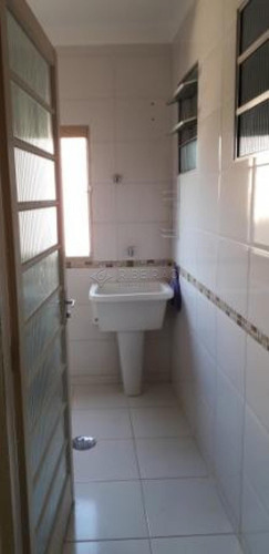 Imagem 4 de 9 de Apartamentos - Ref: V1598