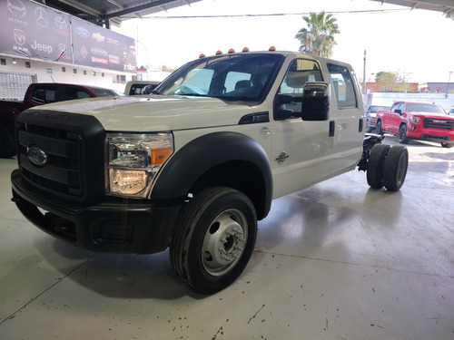 2016 Ford F-550 Crew Cab 4x2 Chasis Diesel