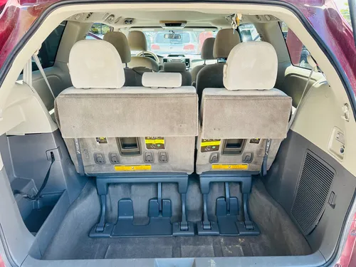 Toyota Sienna 3.5 Ce At