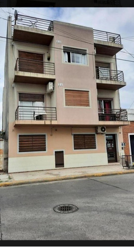 Venta 1 Amb C/terraza. Apto Profesional. 