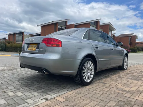 Audi A4 1.8 T Luxury