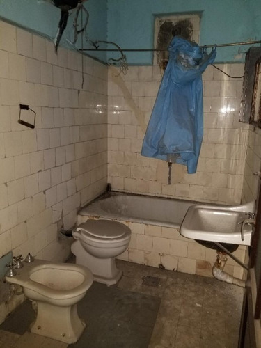 Local Con Vivienda En Venta En Villa Dominico