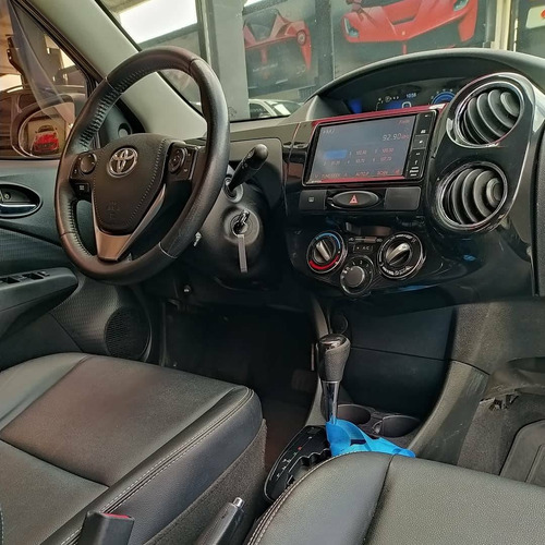 Imagem 7 de 9 de Toyota Etios 1.5 Xls 16v Flex 4p Automático