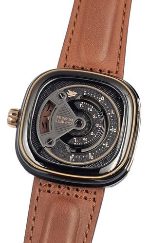 Reloj Premiun Seven Friday Negro / Oro / Piel  Automatico (Reacondicionado)