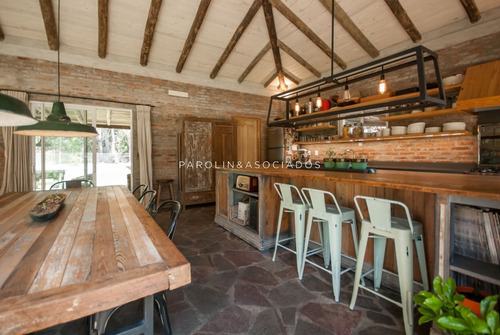 Casa De 3 Dormitorios En Burnett, Punta Del Este-ref:2485