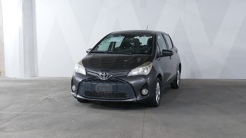 Toyota Yaris 1.5 PREMIUM AT 5PTAS