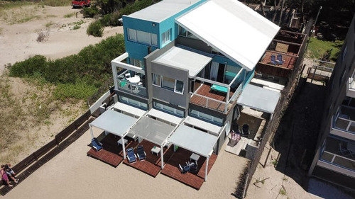 Complejo De Viviendas En Venta - 11 Unidades - 1.300mts2 - Mar Azul