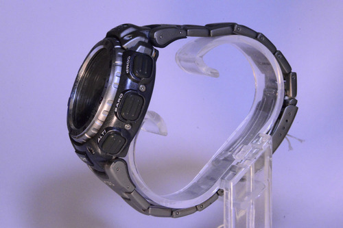 Reloj Casio Prg 40t7vdr Triple Sensor Light Titanio Plateado Plateado Gris