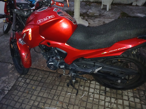 Moto Beta 180 En Impecable Estado