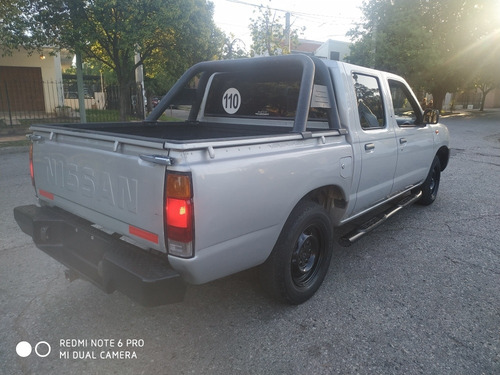 Nissan Np300 2.5 Cabina Doble 133cv 4x2 2012