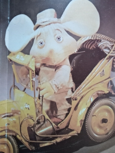 Láminas Centrales Diferentes De La Revista Tv Guía Año 1988. (Usado)