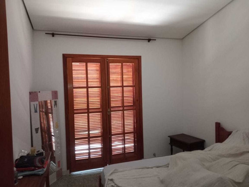 Imagem 12 de 14 de 2.500 M², Em Condomínio, 03 Dormitórios E Piscina !!