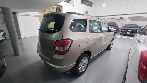 Imagen 3 de 14 de Chevrolet Spin 5p 1,8 Lt Pb Contado