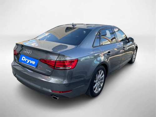 Imagem 6 de 12 de Audi A4 Attraction 2.0 Tfsi Stronic