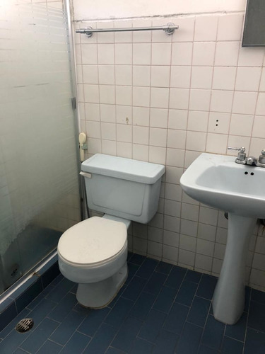 Imagen 10 de 13 de Best House Vende Cómodo Town House En Llano Alto