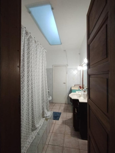 Imagen 18 de 25 de Ph En Venta - 2 Dormitorios 1baño -74mts2 - La Plata