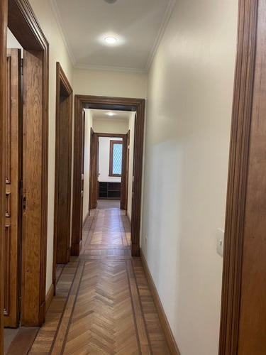 Espectacular Piso En Edificio Francés De Categoría, Av Santa Fe 1600