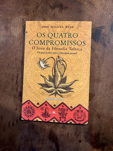 Livro Os Quatro Compromissos - Don Miguel Ruiz