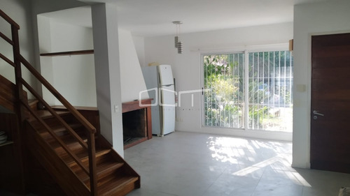 Casa En Venta, 3 Dormitorios, Pinares- Ref: 530
