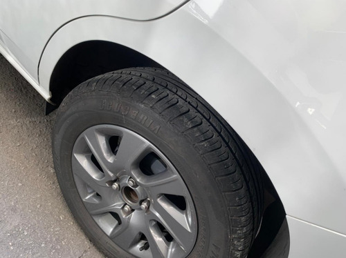 Imagem 6 de 8 de Gm Chevrolet Adv Automático /gnv / 2017