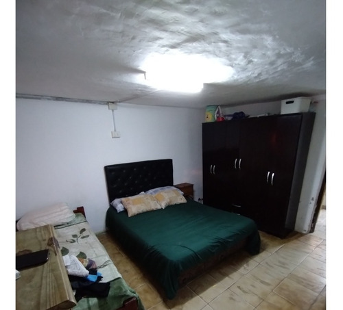 Imagen 10 de 25 de Casa De 3 Ambientes Con 2 Deptos Al Fondo