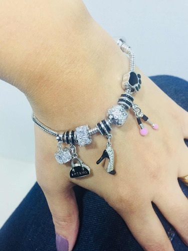 Pulseiras Com 7 Berloques
