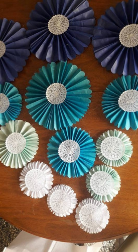 3 Esferas O Pompones Papel $ 120