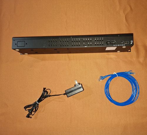 Mikrotik Rb3011uias-rm (Usado)