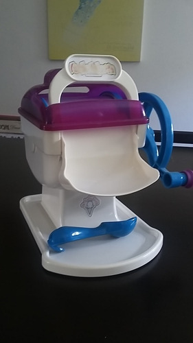 Imagen 2 de 5 de Heladería Kreisel Compacta
